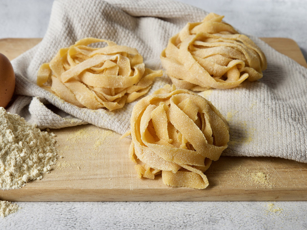 Egg pasta with chickpea flour. Homemade recipe - Gluten Free