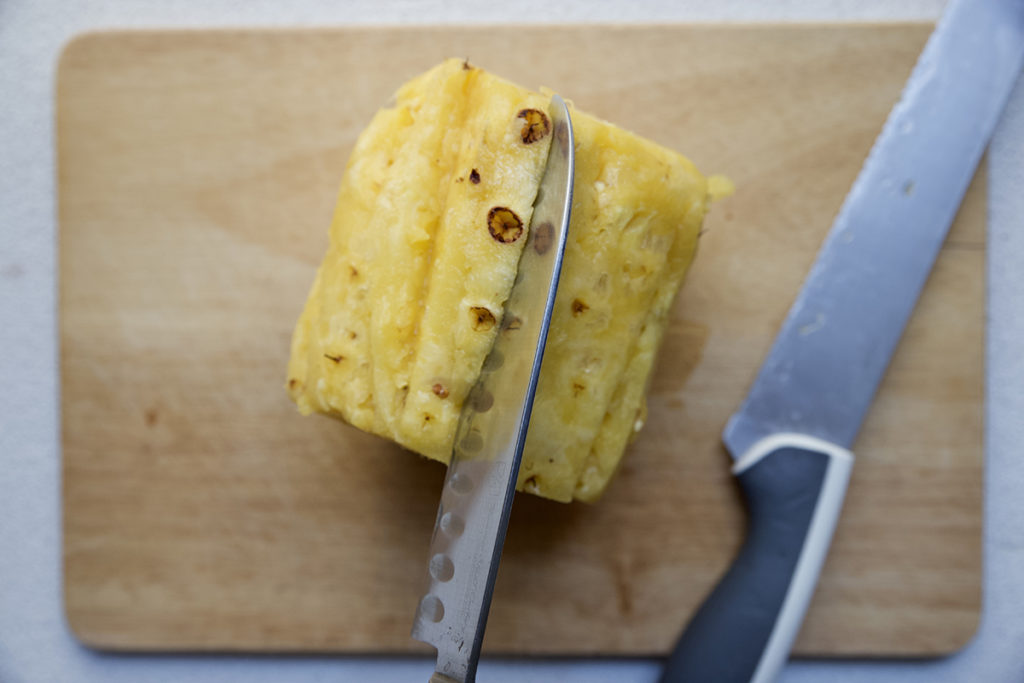 flourless cake with pineapple