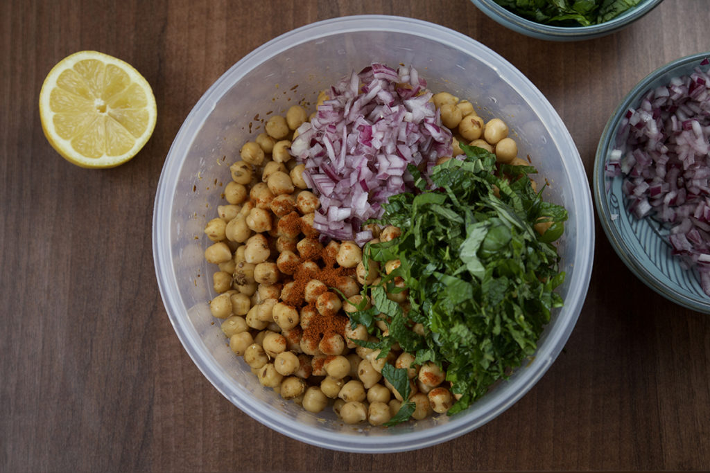 chickpea salad with feta and herbs