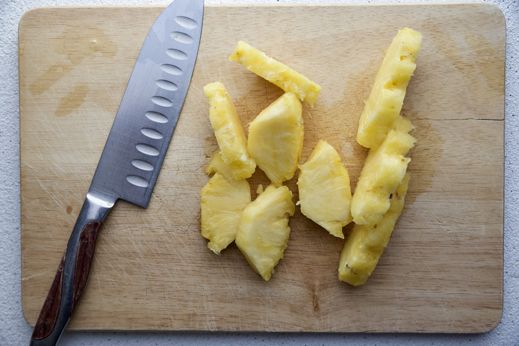 flourless cake with pineapple