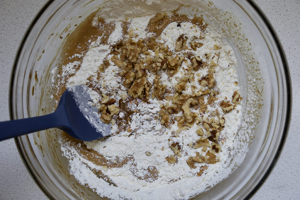 coffe and walnut cake