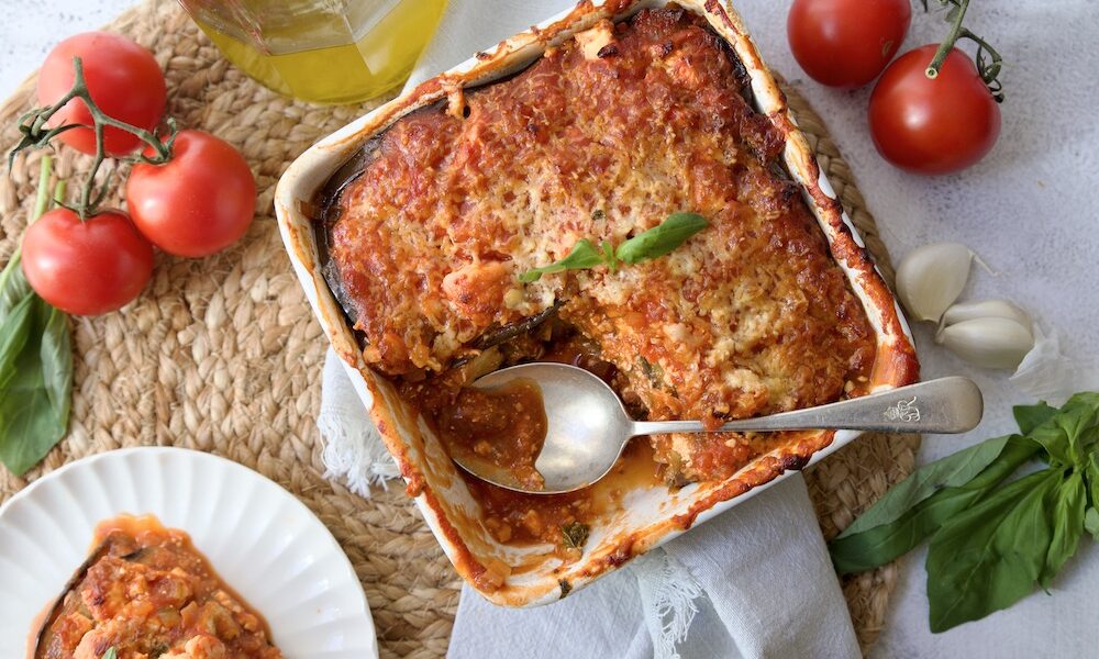 parmigiana di melanzane, baked aubergine in tomato sauce and cheese